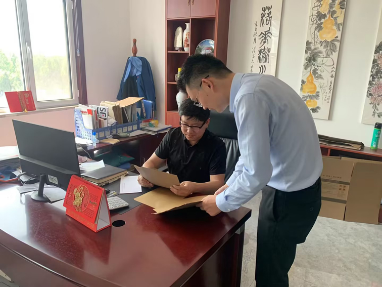 业务工作照片-3